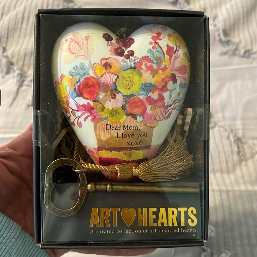 Dear mom gift heart